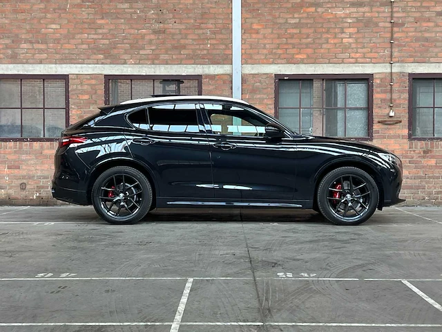 Alfa romeo stelvio 2.2 jtd awd veloce 209pk 2020, j-329-xh - afbeelding 51 van  51