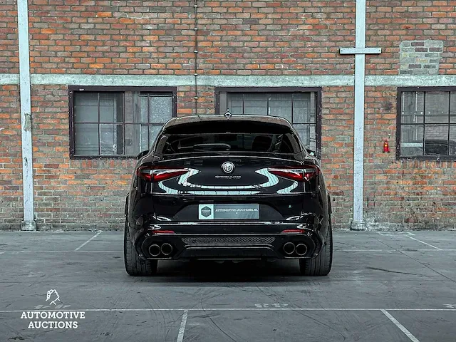 Alfa romeo stelvio quadrifoglio 2.9 v6 -ferrari engine- awd 510pk 2018, l-684-lg - afbeelding 16 van  61