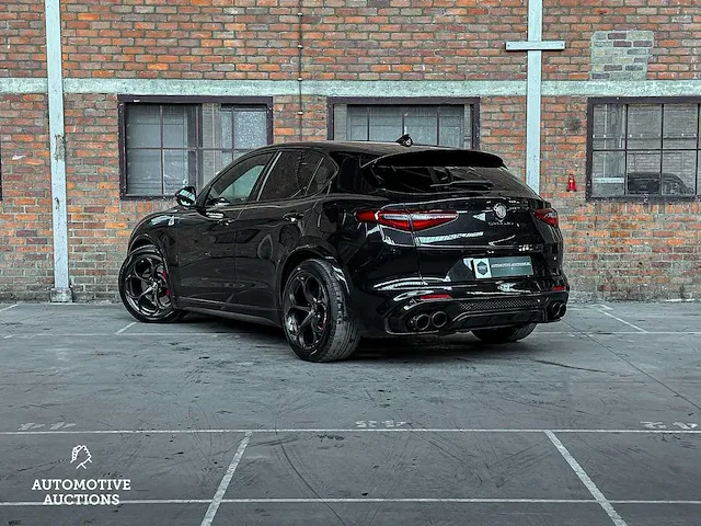 Alfa romeo stelvio quadrifoglio 2.9 v6 -ferrari engine- awd 510pk 2018, l-684-lg - afbeelding 19 van  61