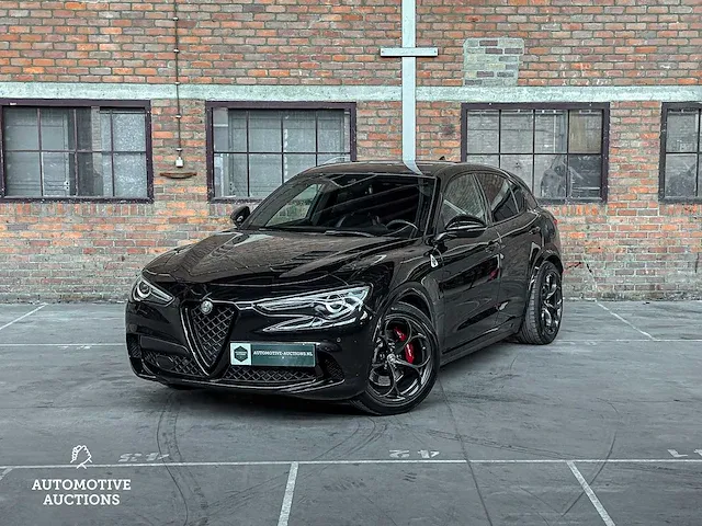 Alfa romeo stelvio quadrifoglio 2.9 v6 -ferrari engine- awd 510pk 2018, l-684-lg - afbeelding 12 van  61