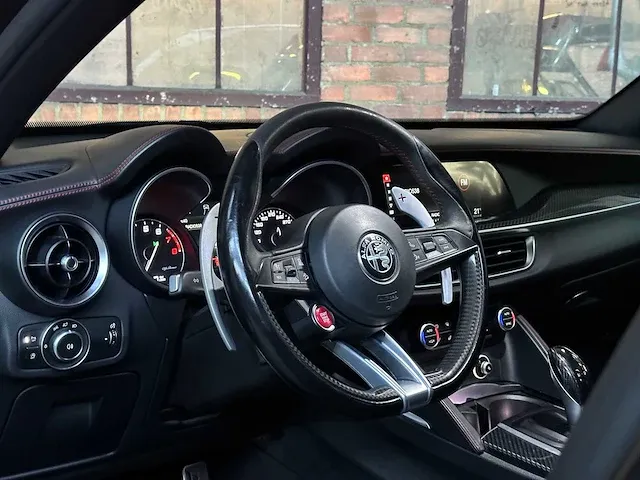 Alfa romeo stelvio quadrifoglio 2.9 v6 -ferrari engine- awd 510pk 2018, l-684-lg - afbeelding 26 van  61