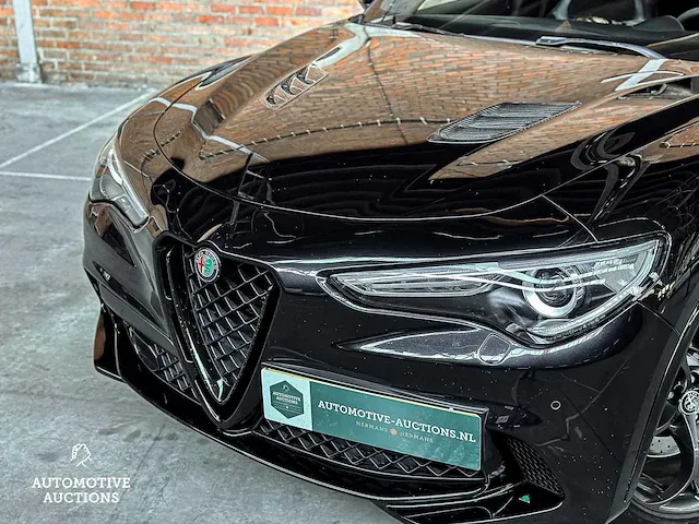 Alfa romeo stelvio quadrifoglio 2.9 v6 -ferrari engine- awd 510pk 2018, l-684-lg - afbeelding 23 van  61