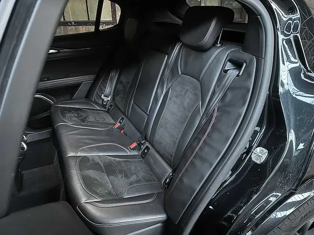 Alfa romeo stelvio quadrifoglio 2.9 v6 -ferrari engine- awd 510pk 2018, l-684-lg - afbeelding 42 van  61