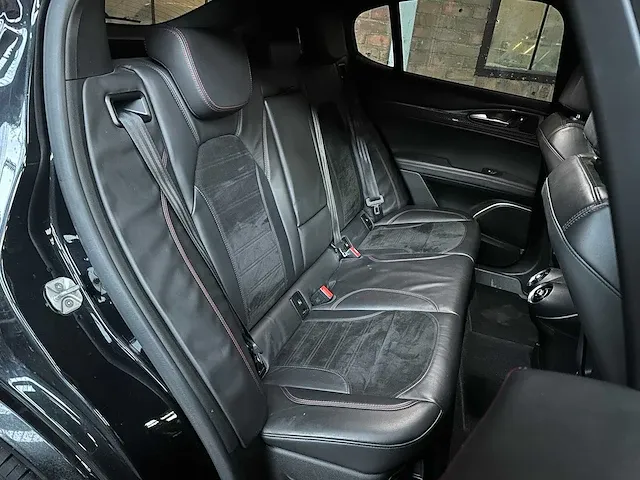 Alfa romeo stelvio quadrifoglio 2.9 v6 -ferrari engine- awd 510pk 2018, l-684-lg - afbeelding 49 van  61