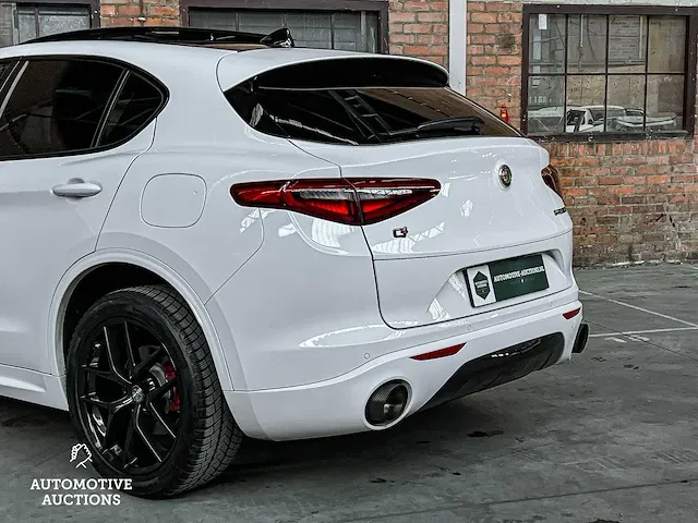 Alfa romeo stelvio veloce 2.0t awd 280pk 2020, s-517-sk - afbeelding 17 van  73