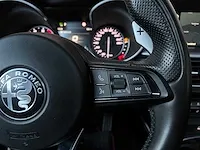 Alfa romeo stelvio veloce 2.0t awd 280pk 2020, s-517-sk - afbeelding 34 van  73