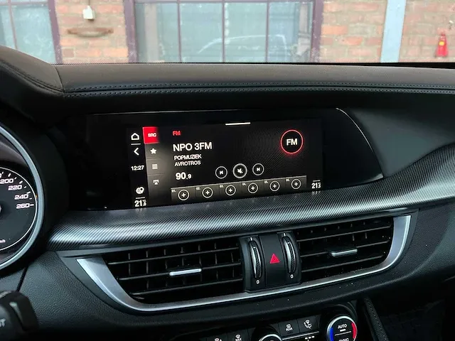 Alfa romeo stelvio veloce 2.0t awd 280pk 2020, s-517-sk - afbeelding 44 van  73