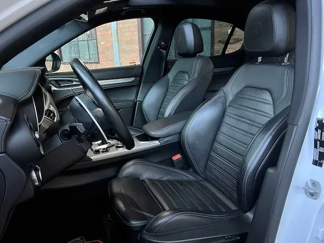 Alfa romeo stelvio veloce 2.0t awd 280pk 2020, s-517-sk - afbeelding 59 van  73