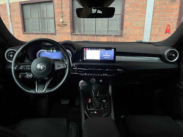 Alfa romeo tonale 1.5t hybrid sprint automaat 130pk 2022 (first-owner) - afbeelding 16 van  54