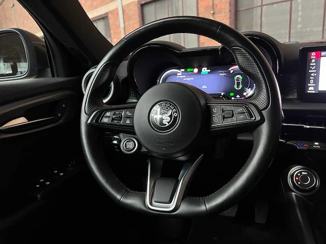 Alfa romeo tonale 1.5t hybrid sprint automaat 130pk 2022 (first-owner) - afbeelding 18 van  54