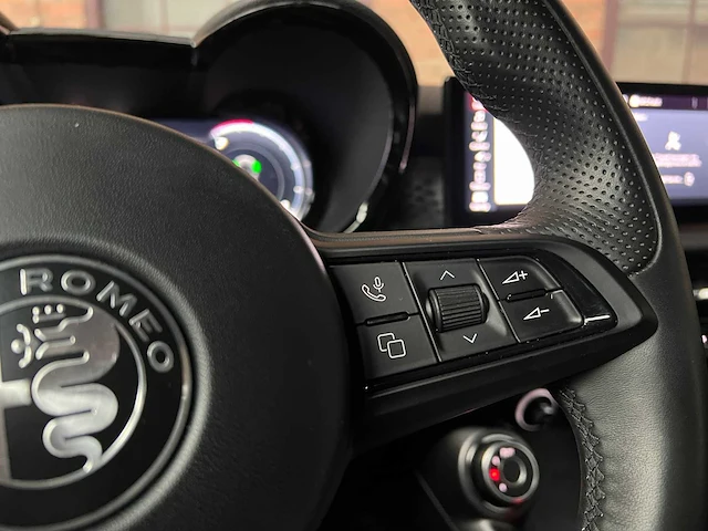 Alfa romeo tonale 1.5t hybrid sprint automaat 130pk 2022 (first-owner) - afbeelding 21 van  54