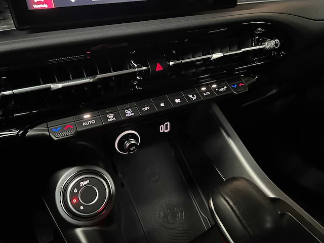 Alfa romeo tonale 1.5t hybrid sprint automaat 130pk 2022 (first-owner) - afbeelding 26 van  54
