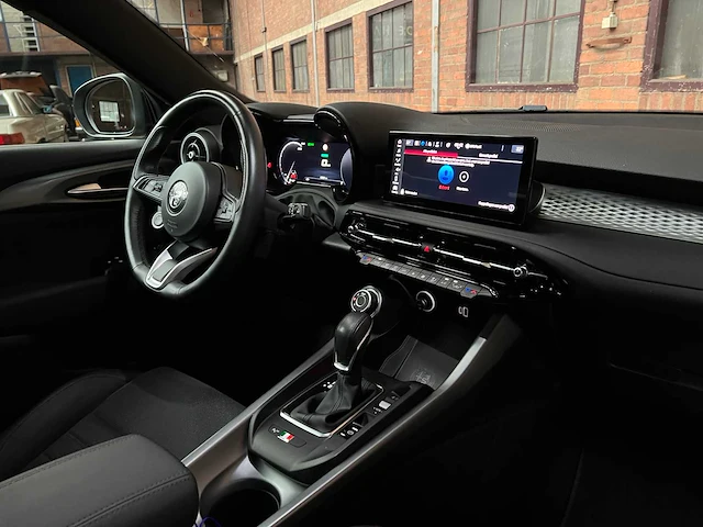 Alfa romeo tonale 1.5t hybrid sprint automaat 130pk 2022 (first-owner) - afbeelding 41 van  54