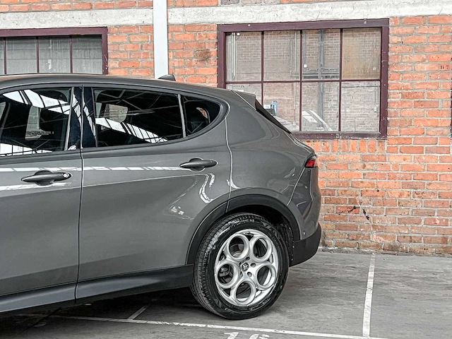 Alfa romeo tonale 1.5t hybrid sprint automaat 130pk 2022 (first-owner) - afbeelding 34 van  54