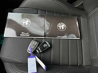 Alfa romeo tonale 1.5t hybrid sprint automaat 130pk 2022 (first-owner) - afbeelding 50 van  54