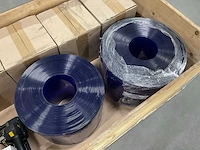 Alfaflex 300x3mm rol á 50m pvc strookgordijn (2x) - afbeelding 1 van  2