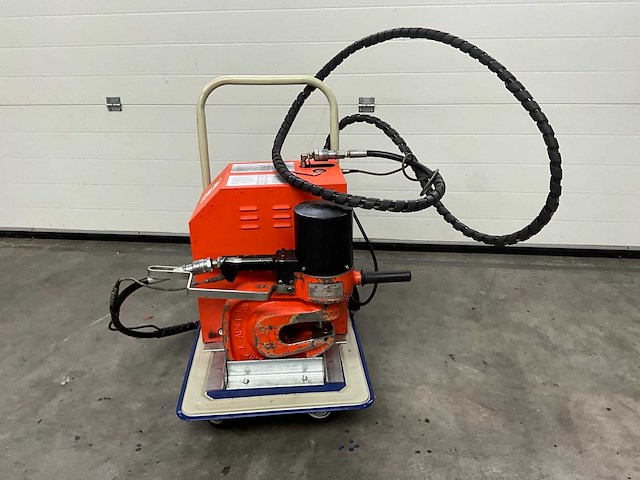 Alfra aps120 met hydraulische pomp ponsmachine - afbeelding 6 van  13