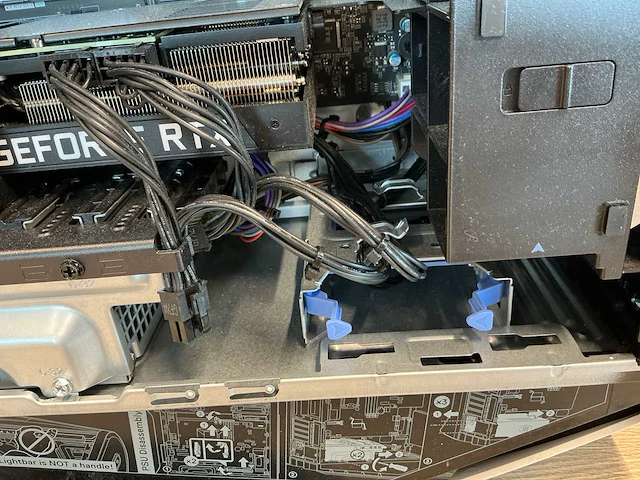 Alienware - aurora r13 - desktop - afbeelding 2 van  10