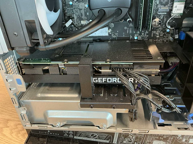 Alienware - aurora r13 - desktop - afbeelding 10 van  10
