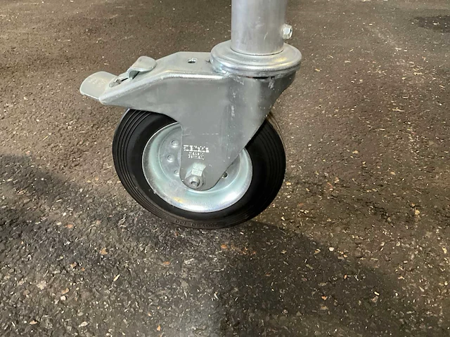 Alkona aluminium mobiel steiger kledingrek (2x) - afbeelding 8 van  8