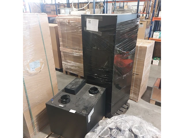 All in one warmtepomp r32 , suntree, kp30 3.2 kw (input 700 watt), zwart, ca.2023 - afbeelding 2 van  5