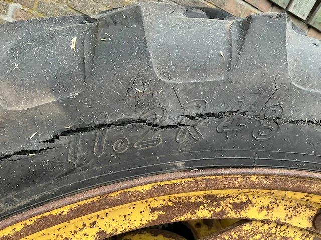 Alliance a360 tractor band + 3 sets dubbel lucht - afbeelding 6 van  31