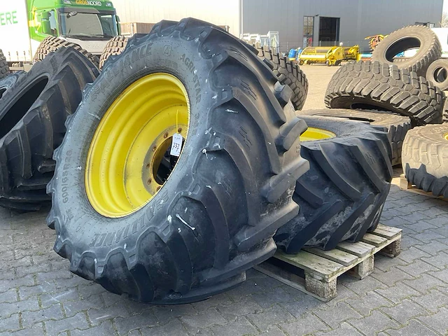 Alliance agri-star 365 landbouwband met velg (2x) - afbeelding 1 van  7