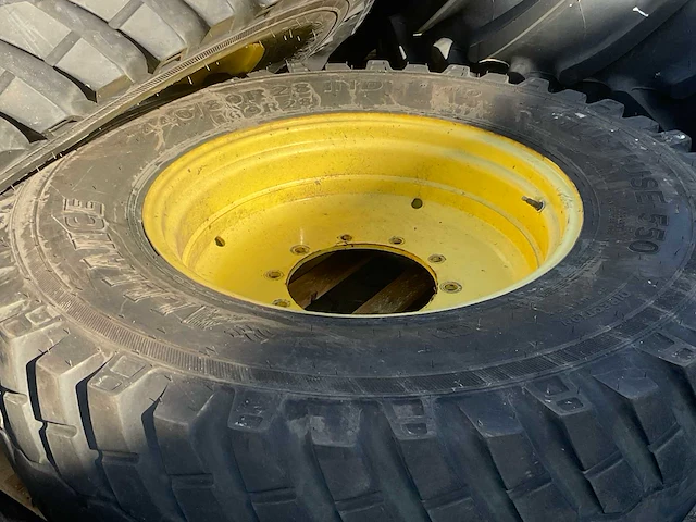 Alliance multiuse 550 landbouwband met velg (2x) - afbeelding 6 van  6