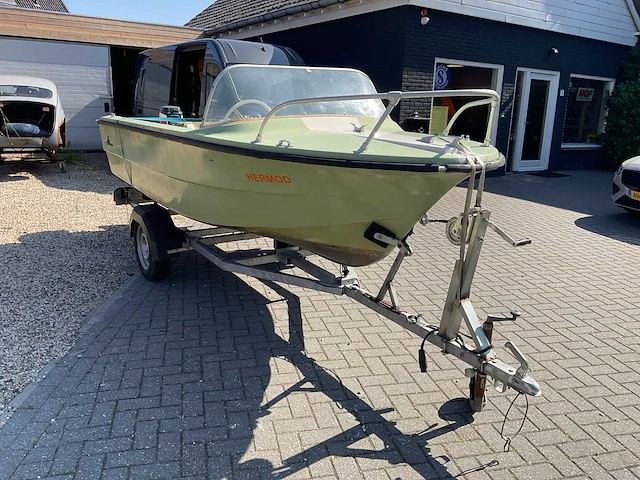 Alma 14 en speedboot - afbeelding 1 van  15