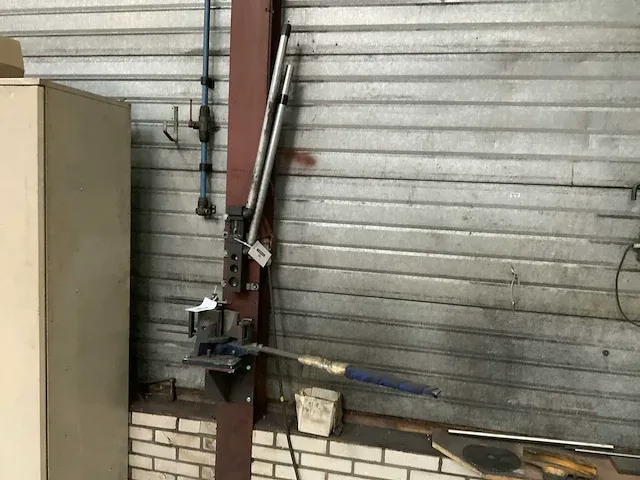 Almi buigmachine en pijpuitklinker - afbeelding 1 van  8