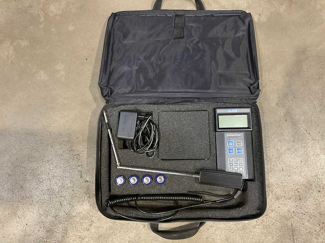 Alnor compuflow thermoanemometer - afbeelding 1 van  2
