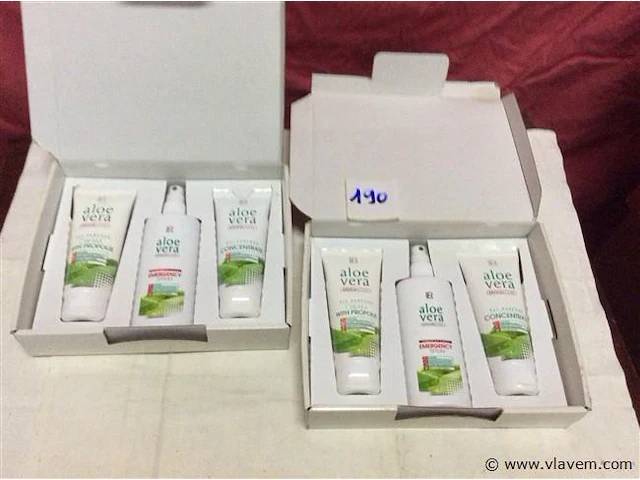 Aloe vera producten 2dozen - afbeelding 1 van  2