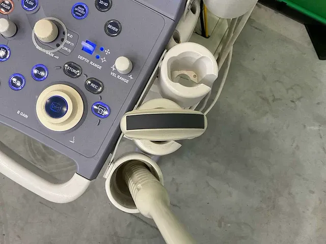 Aloka - prosound a6 - echografie apparaat - 2010 - afbeelding 11 van  12