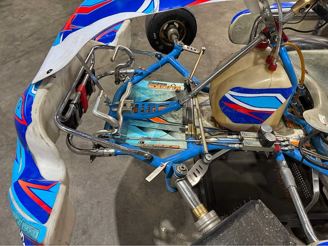 Alonso iame x30 kart - afbeelding 2 van  15
