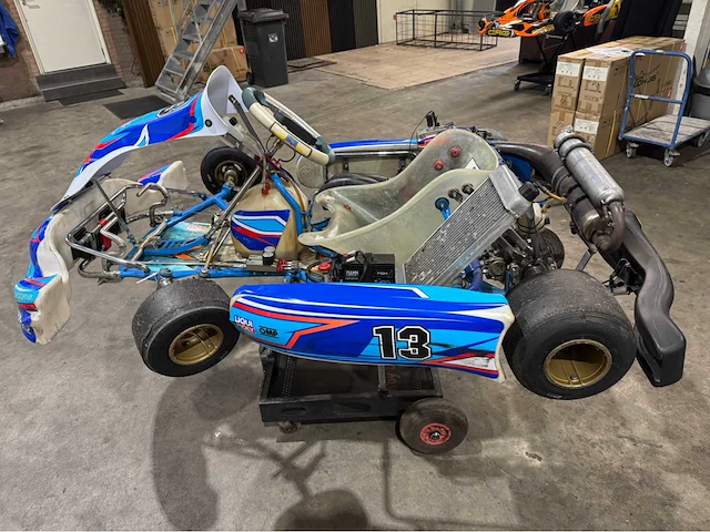 Alonso iame x30 kart - afbeelding 10 van  15