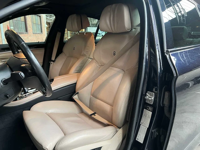 Alpina b5 f10 v8 biturbo 507pk 2010 - afbeelding 13 van  59