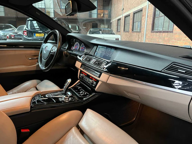 Alpina b5 f10 v8 biturbo 507pk 2010 - afbeelding 36 van  59