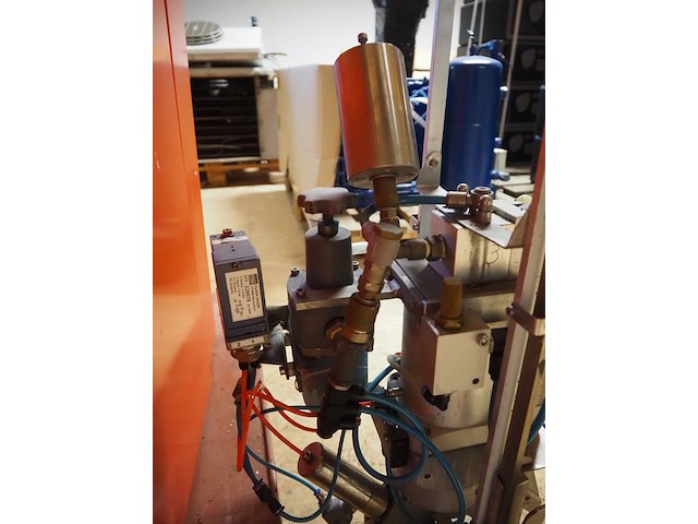 Alpina - afbeelding 10 van  11