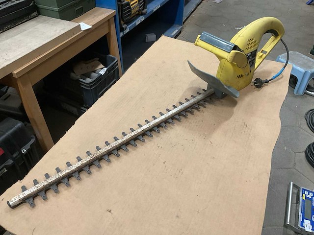 Alpinaitalia ts680 heggenschaar - afbeelding 3 van  4