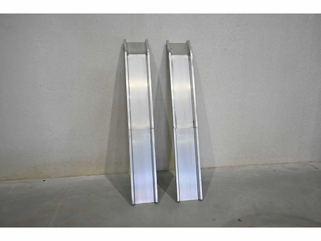 Altec abs5f aluminium oprijplaat (2x) - afbeelding 1 van  4