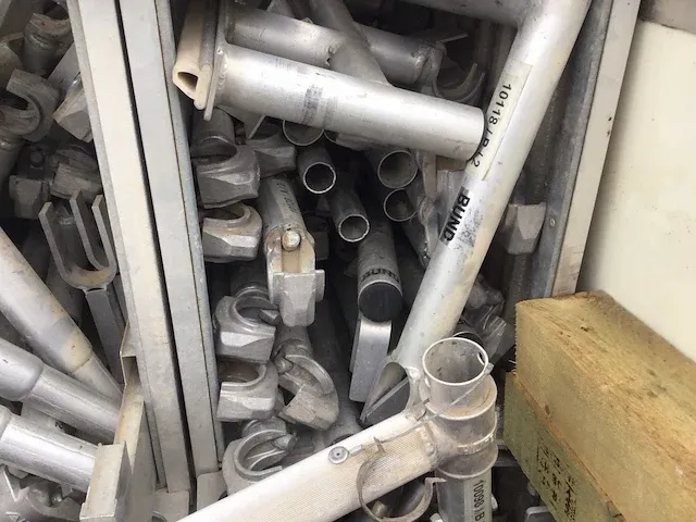 Altec plateausteiger - afbeelding 9 van  33