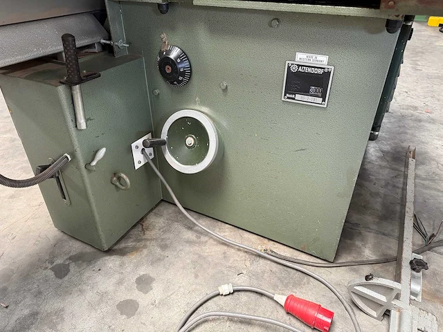 Altendorf - f-45 - formaatcirkelzaagmachine - afbeelding 8 van  11