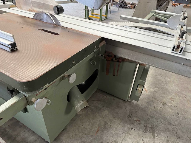 Altendorf - f-45 - formaatcirkelzaagmachine - afbeelding 10 van  11