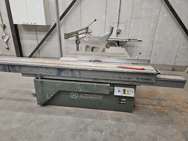 Altendorf - formaatcirkelzaagmachine - afbeelding 1 van  6
