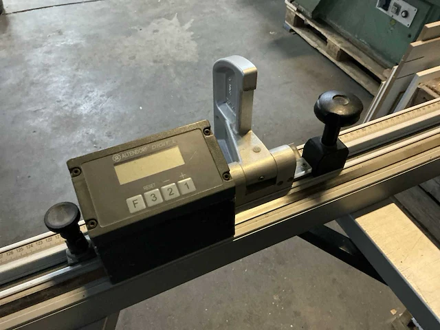 Altendorf f-45 formaatzaag machine - afbeelding 4 van  40