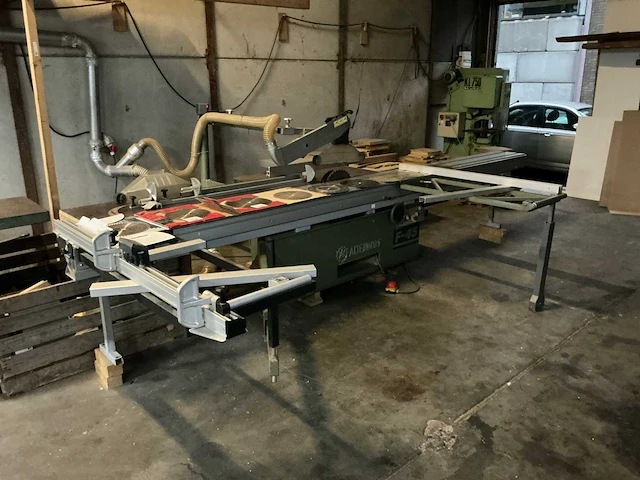 Altendorf f-45 formaatzaag machine - afbeelding 37 van  40