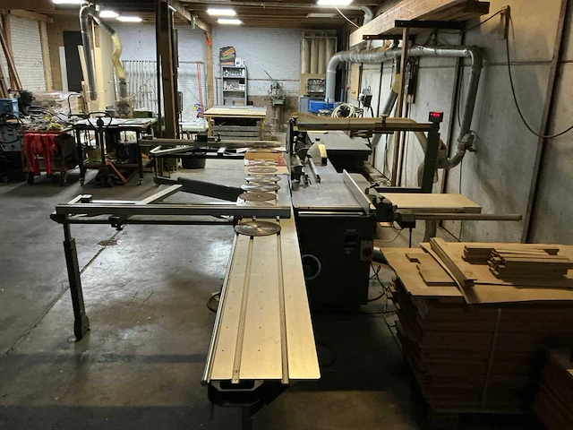 Altendorf f-45 formaatzaag machine - afbeelding 39 van  40