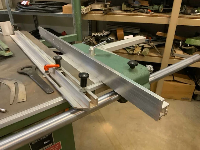 Altendorf formaatcirkelzaagmachine - afbeelding 6 van  9