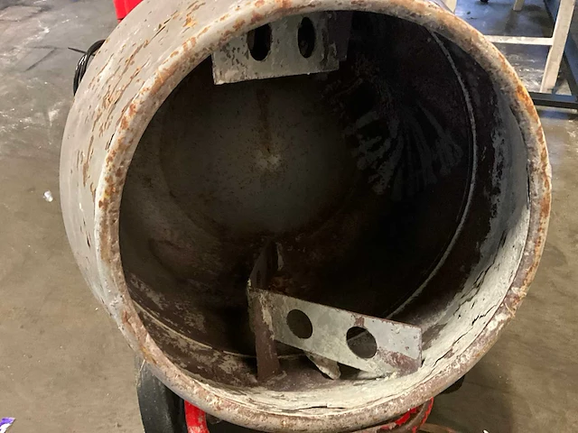 Altrad belle m58b betonmolen - afbeelding 5 van  6