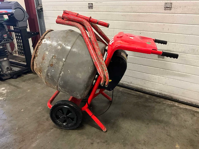 Altrad belle m58b betonmolen - afbeelding 2 van  6